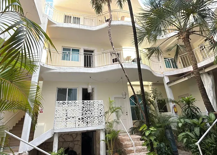 Coco Rio Hotel - Mamitas Beach Area